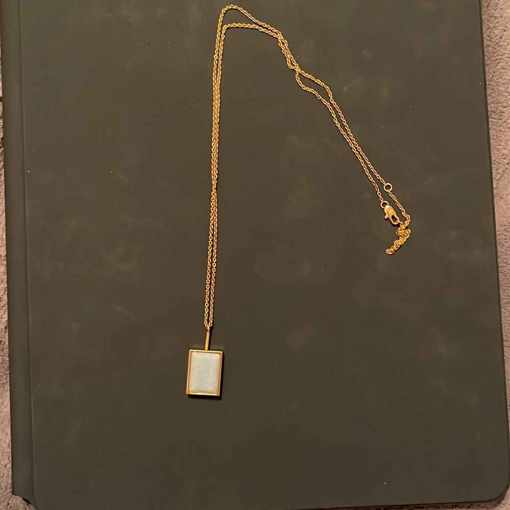 Celine Necklace - Picture 2 of 5